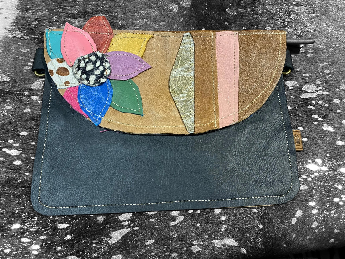 Leather Handbag Workshop: Red Barn - Irene