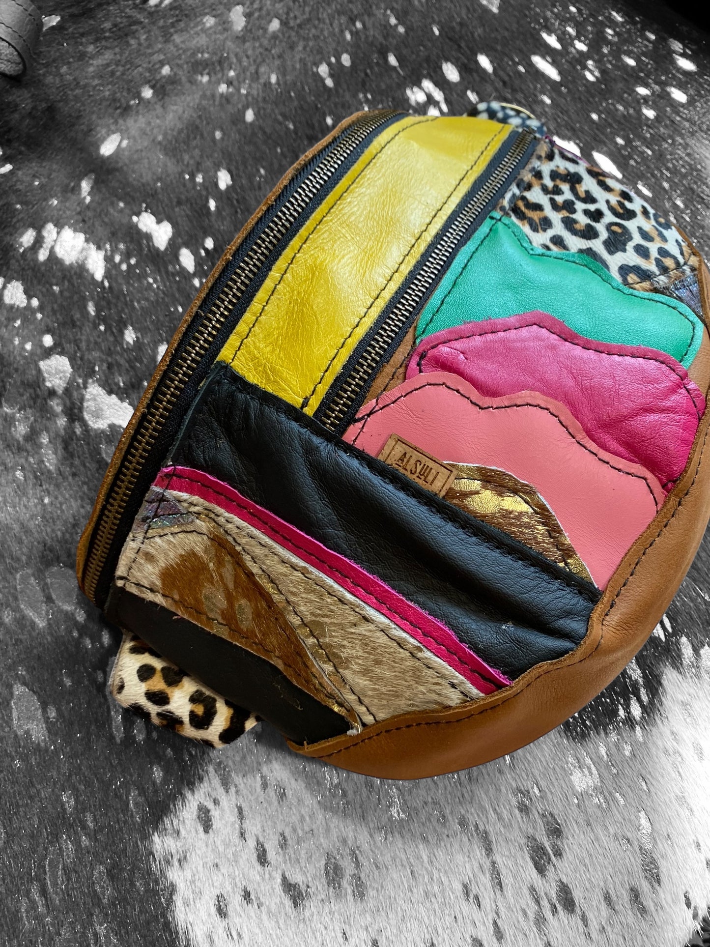 Leather Handbag Workshop: Red Barn - Irene