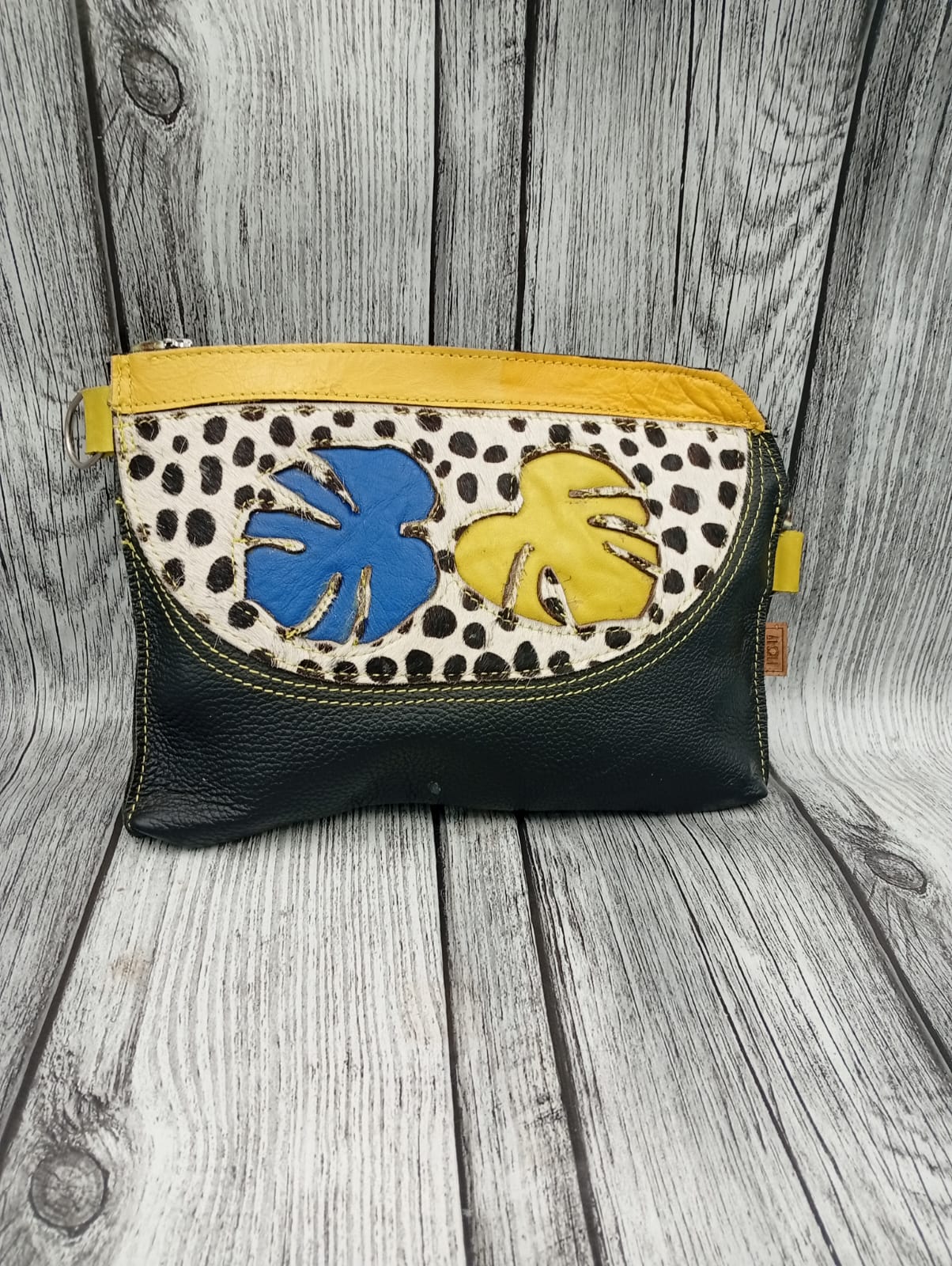 Iris Sling Bag