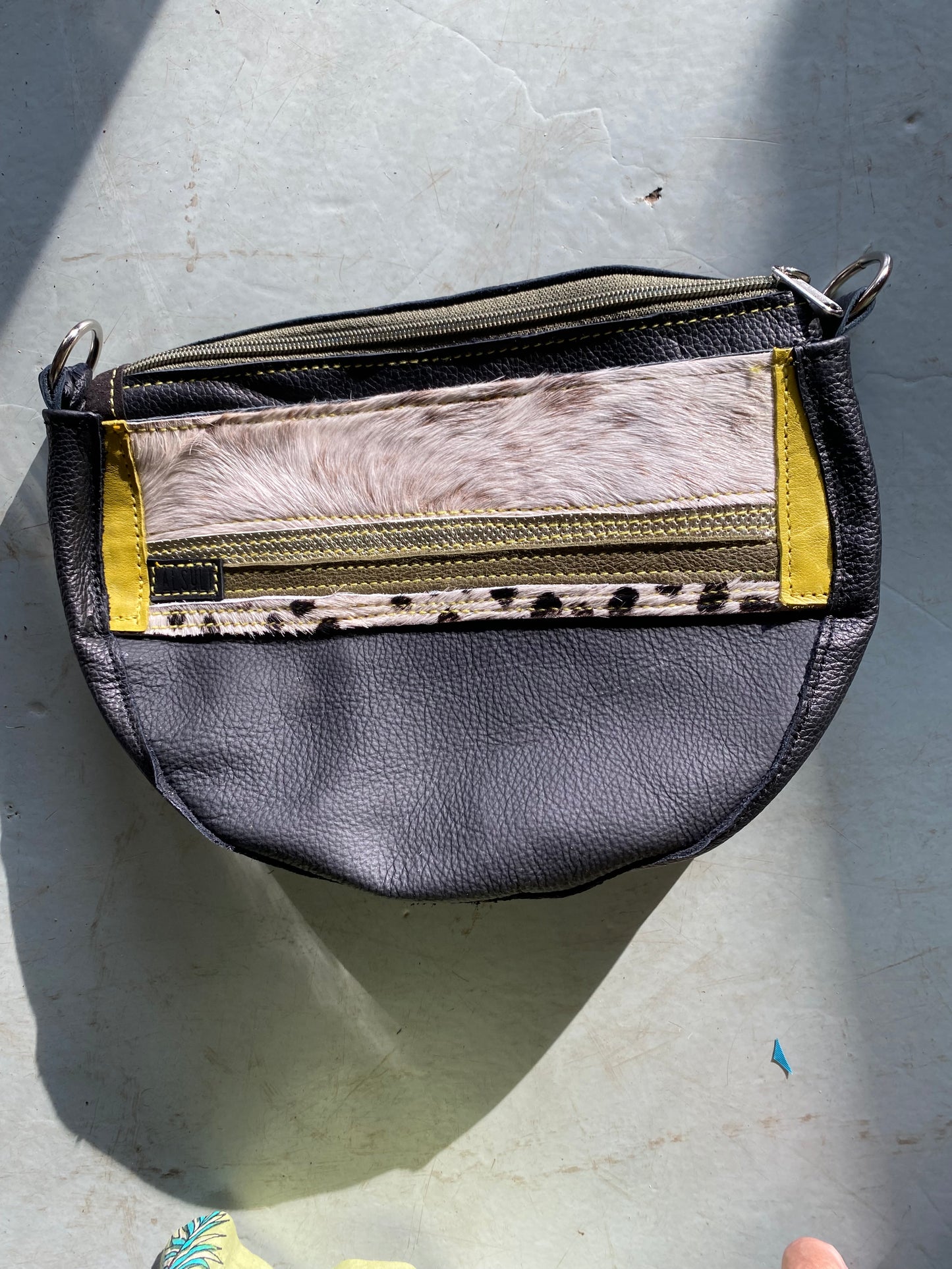 Flip-it and Jump: Leather Handbag Design Workshop