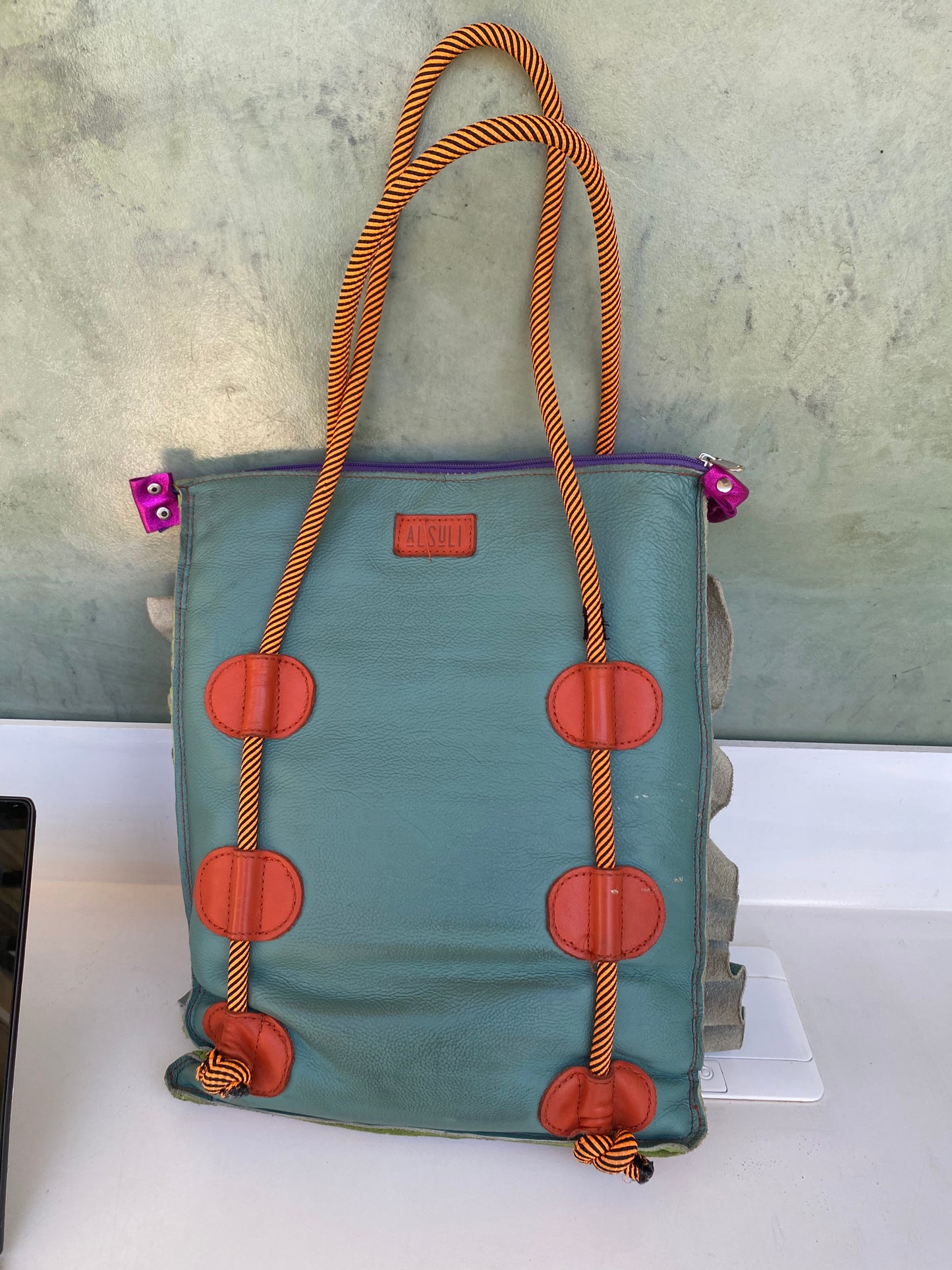 Alicia Laptop Bag : Leather Handbag Design Workshop