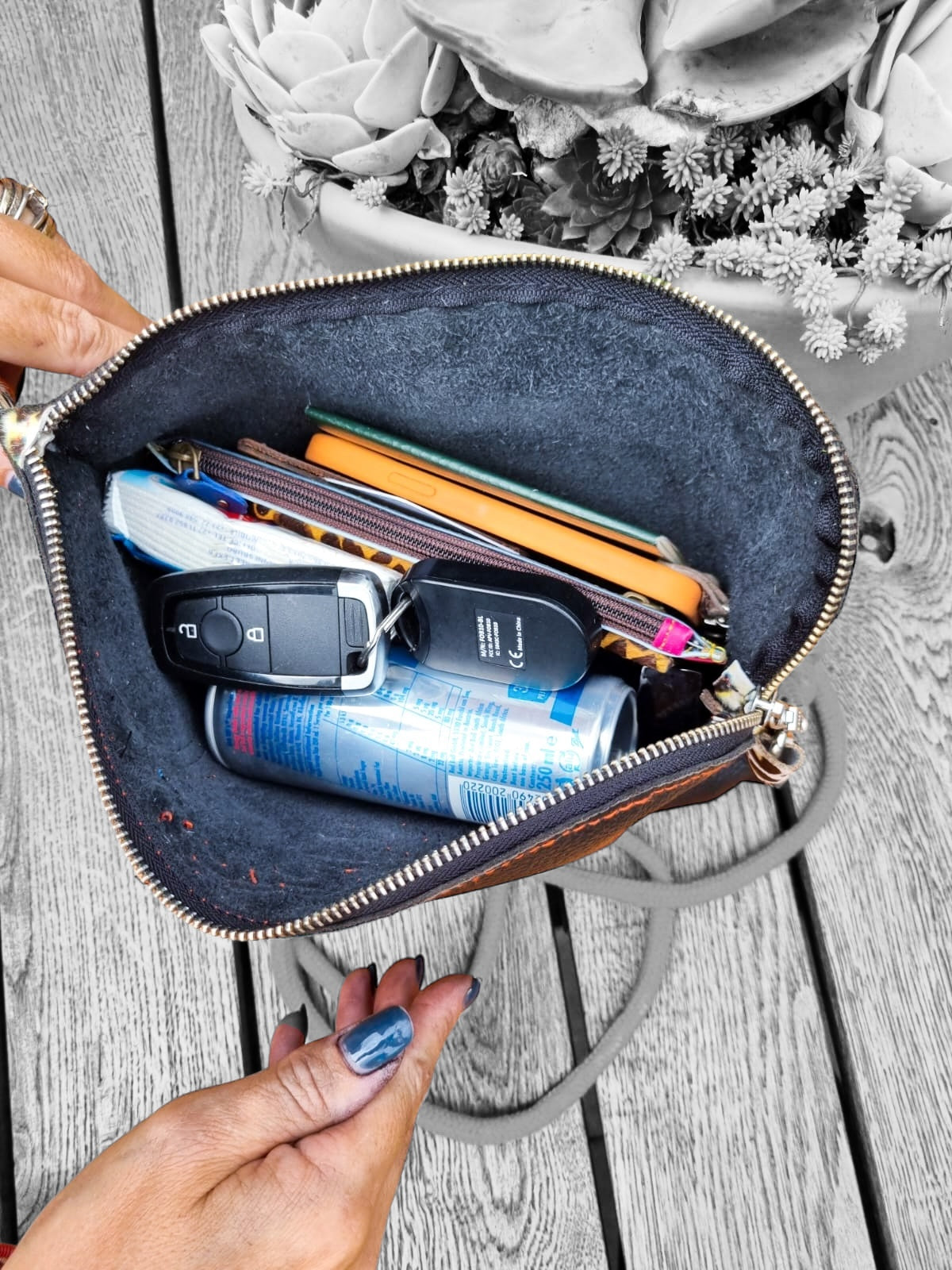 Iris sling bag- Limited Editions